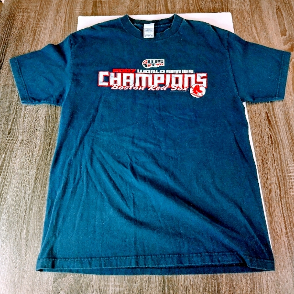 Boston Red Sox 2007 world series Championship T-shirt.MLB Red Unisex L.